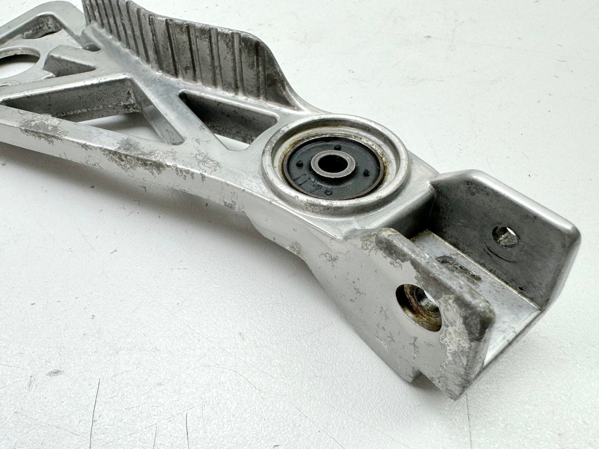 YAMAHA FZX 750 2MU (2JE) Footrest plate rear right footrest bracket pillion