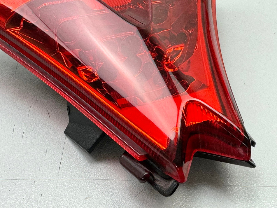 APRILIA RS 125 XA GP Réplica Piloto trasero Lámpara LED original Luz trasera