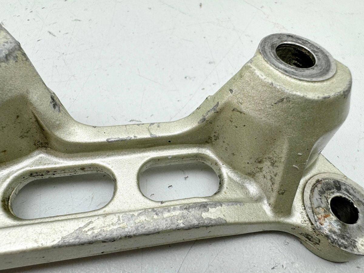 YAMAHA FZX 750 2MU (2JE) Anchor Plate Holder Rear Brake Caliper Brake Anchor Plate