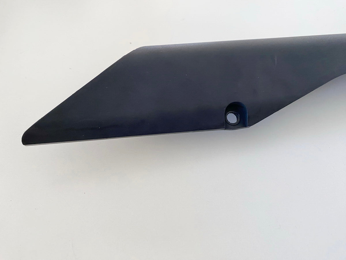 HUSQVARNA Vitpilen HQV 401 Kettenschutz oben Abdeckung Cover für Schwinge 6897km