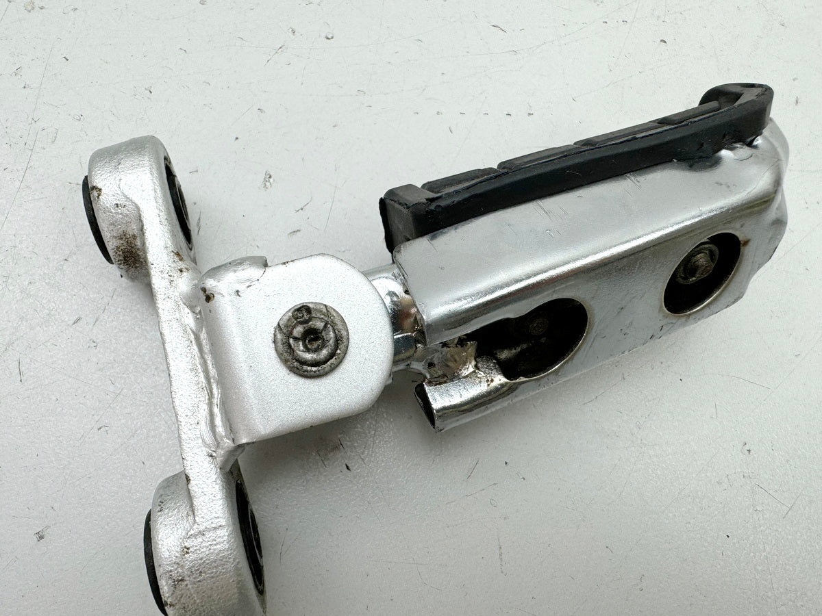 YAMAHA FZX 750 2MU (2JE) Footrest plate right front footrest holder footrest