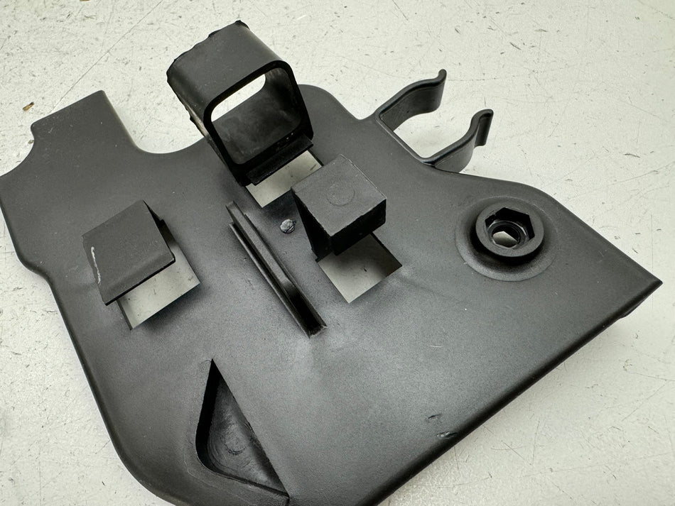 YAMAHA FZX 750 2MU (2JE) CDI Cover Mount Battery Box Cover