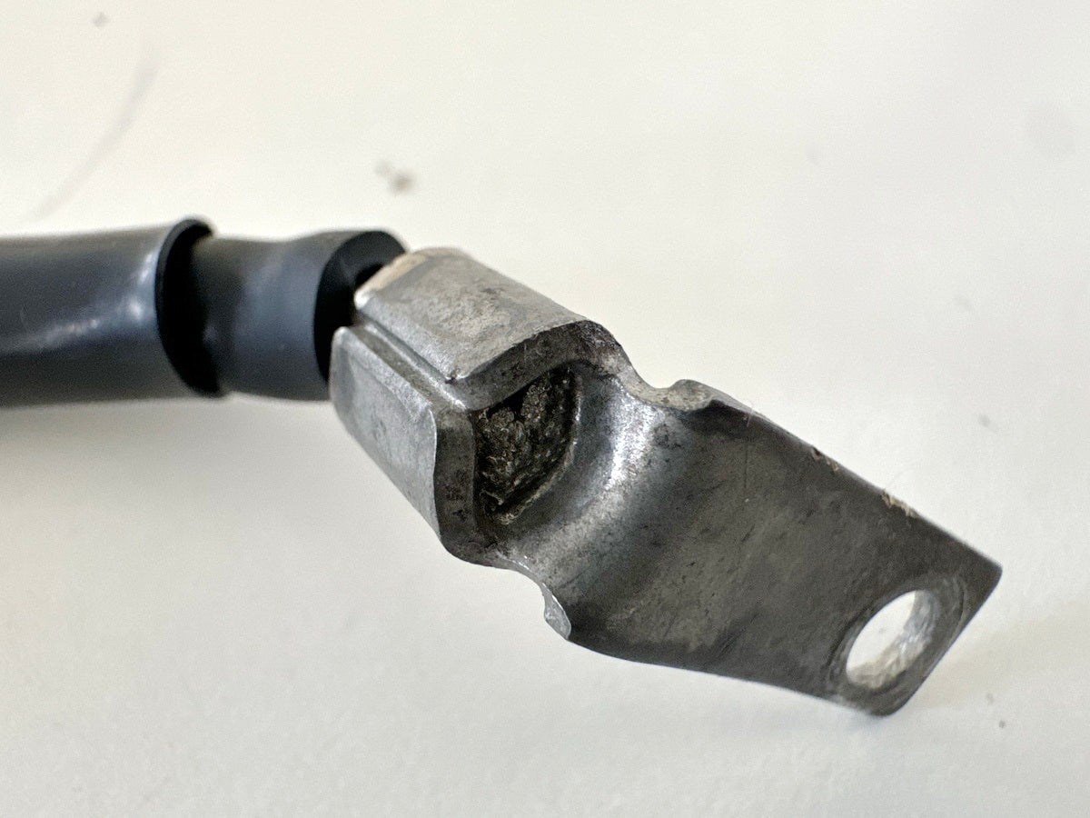 Honda CBR 900 SC28 Pluskabel Kabel Batterie Anlasserbatterie 92-95