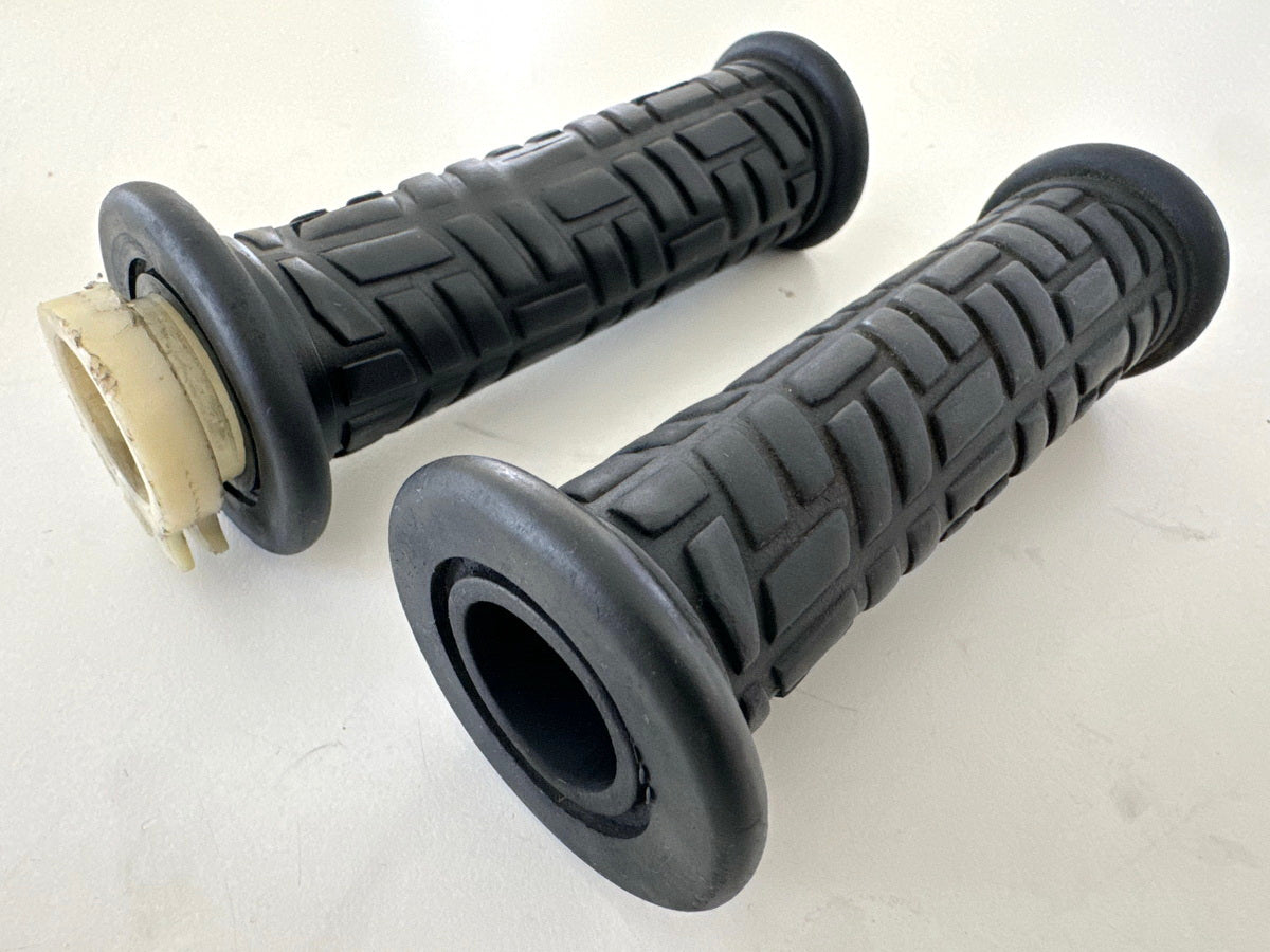 Honda CBR 900 SC28 Gasgriff Griffgummi Griff Lenkergriff 92-95