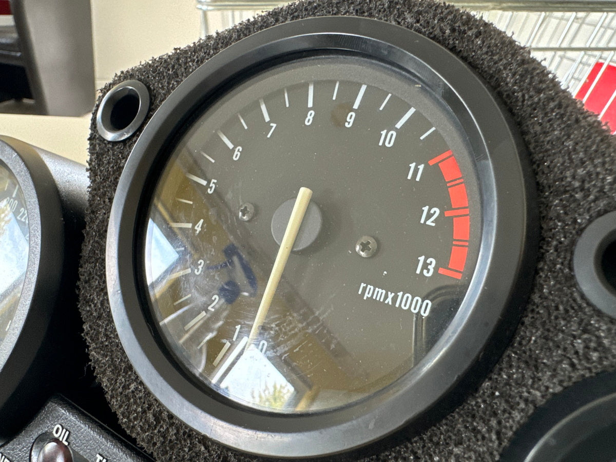 Honda CBR 900 SC28 Tacho Cockpit Drehzahlmesser Instrumente Speedometer 92-93