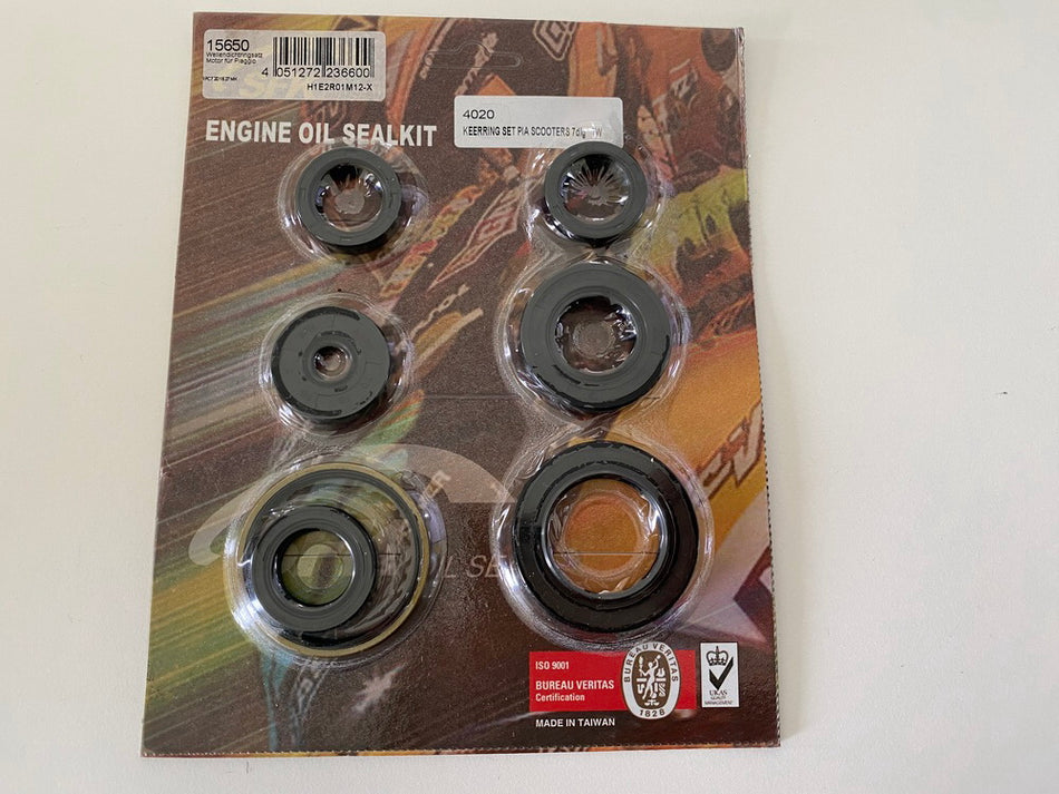 Shaft Seal Kit Gaskets Engine Piaggio 15650 - NEW