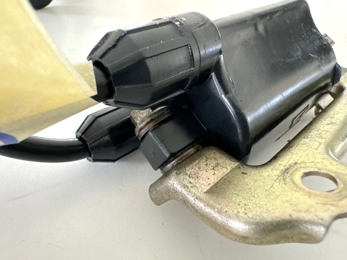 Honda CBR 900 SC28 Zündspule 1+4 & 2+3 Zündkerzenstecker Ignition Coil 92-95