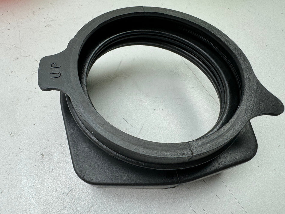 SUZUKI VLR 1800 T WVCT C 1800 R Faltenbalg Gummi Schwinge Kardan Abdeckung Motor