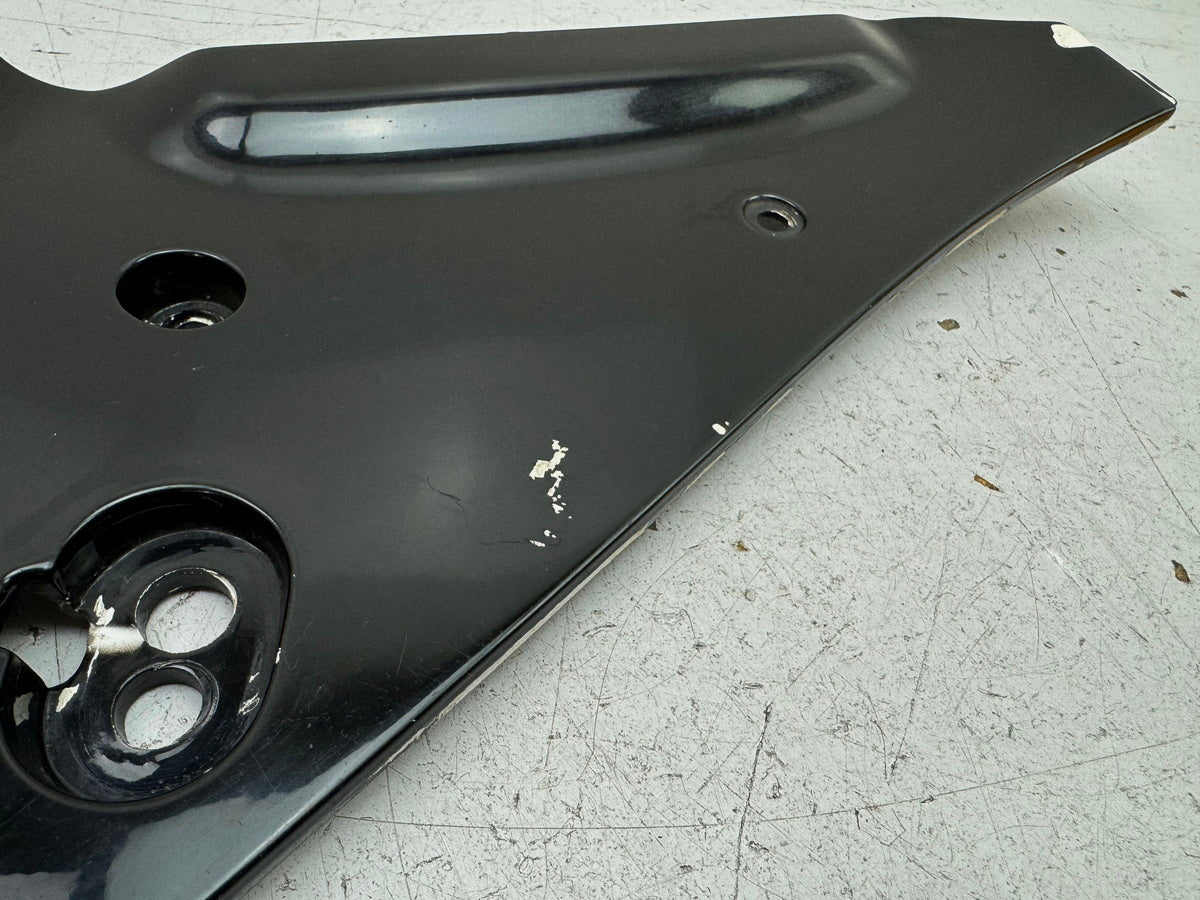 Honda CBR900 SC28 Verkleidung innen rechts Windlauf Abdeckung Cover Blende 92-93
