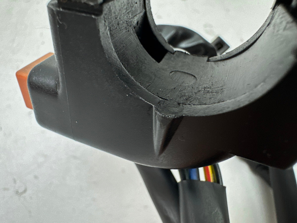 Honda CBR 900 SC28 Lenkerschalter rechts Schalter Not Aus Killschalter 92-93