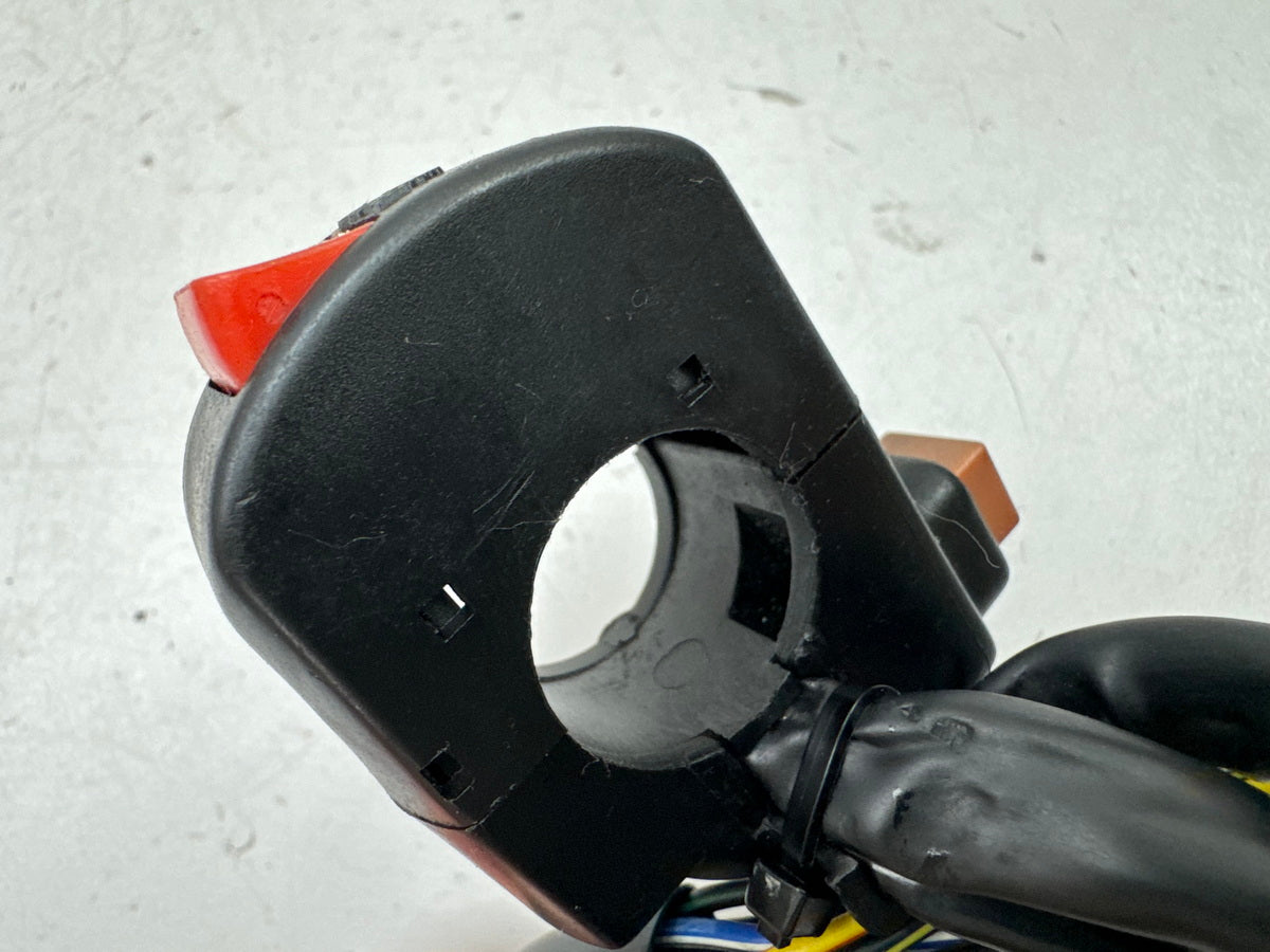 Honda CBR 900 SC28 Lenkerschalter rechts Schalter Not Aus Killschalter 92-93