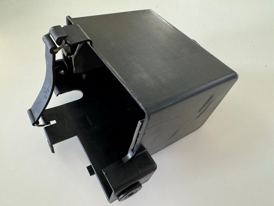 YAMAHA FZX 750 2MU (2JE) Battery Box Battery Compartment Holder Battery for Frame