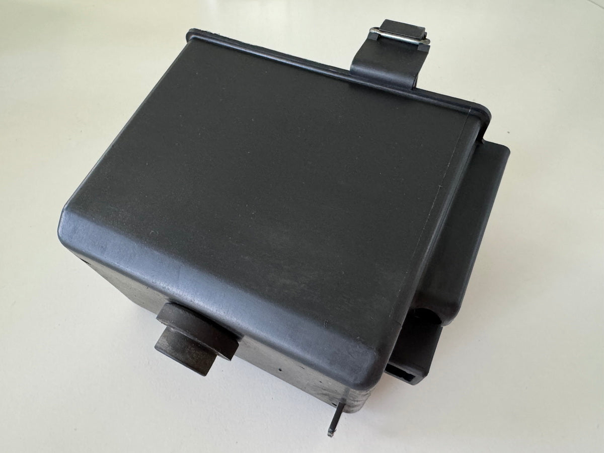 YAMAHA FZX 750 2MU (2JE) Battery Box Battery Compartment Holder Battery for Frame