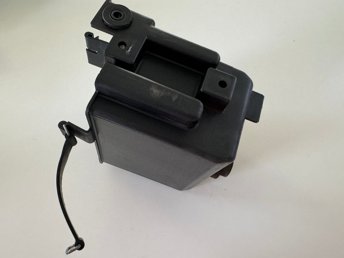 YAMAHA FZX 750 2MU (2JE) Battery Box Battery Compartment Holder Battery for Frame