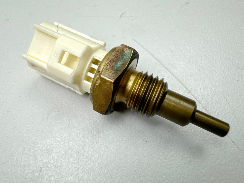 SUZUKI VLR 1800 T WVCT C 1800 R Sensor de temperatura del agua en el termostato