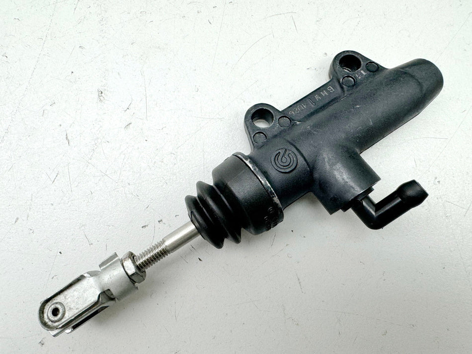 BMW R 1100 GS 259 850 Rear Brake Cylinder Brake Pump Foot Brake Cylinder Brembo