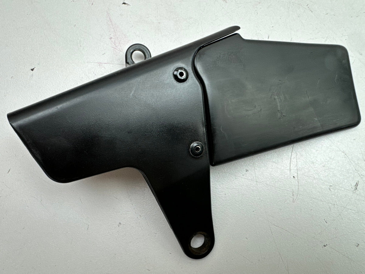 Honda CBR 900 SC28 Kettenschutz unten Abdeckung Kettenkasten Gehäuse Kette 92-95