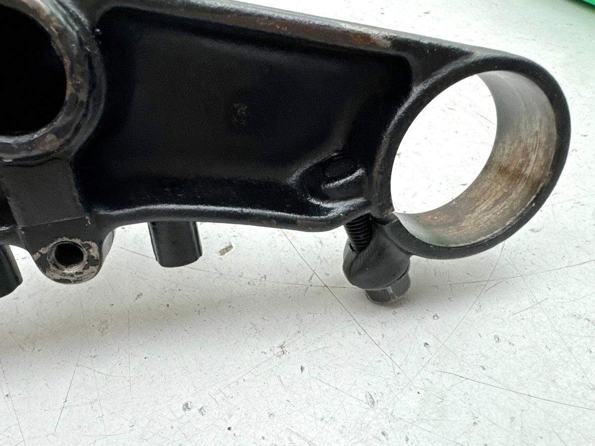 Honda CBR 900 SC28 Gabelbrücke unten für Gabel Gabelholm Standrohr 92-93