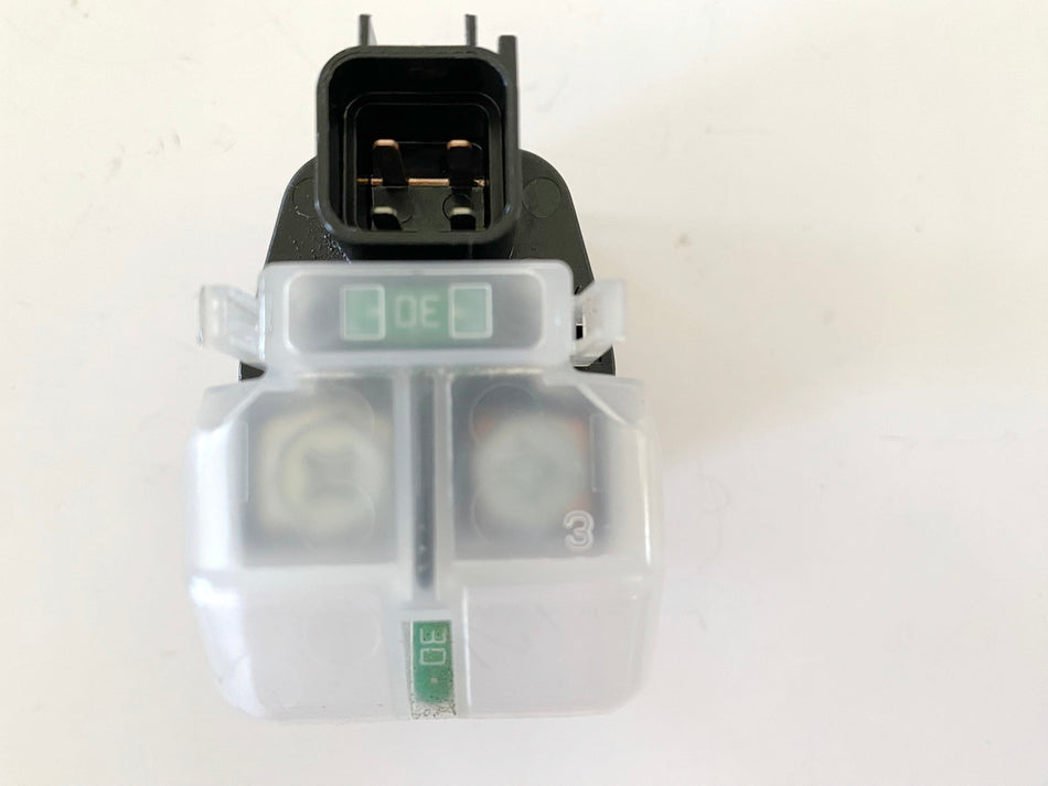 SUZUKI GSX-R 750 WVCW K8 K9 L0 600 Relé de arranque Relé Solenoide de arranque