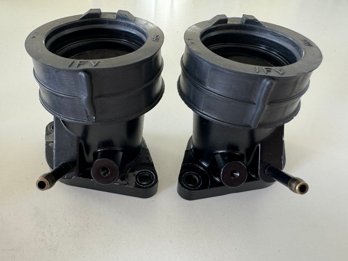 YAMAHA FZX 750 2MU (2JE) Intake Manifold Boots Trumpets Rubbers (for Engine Carburetor)