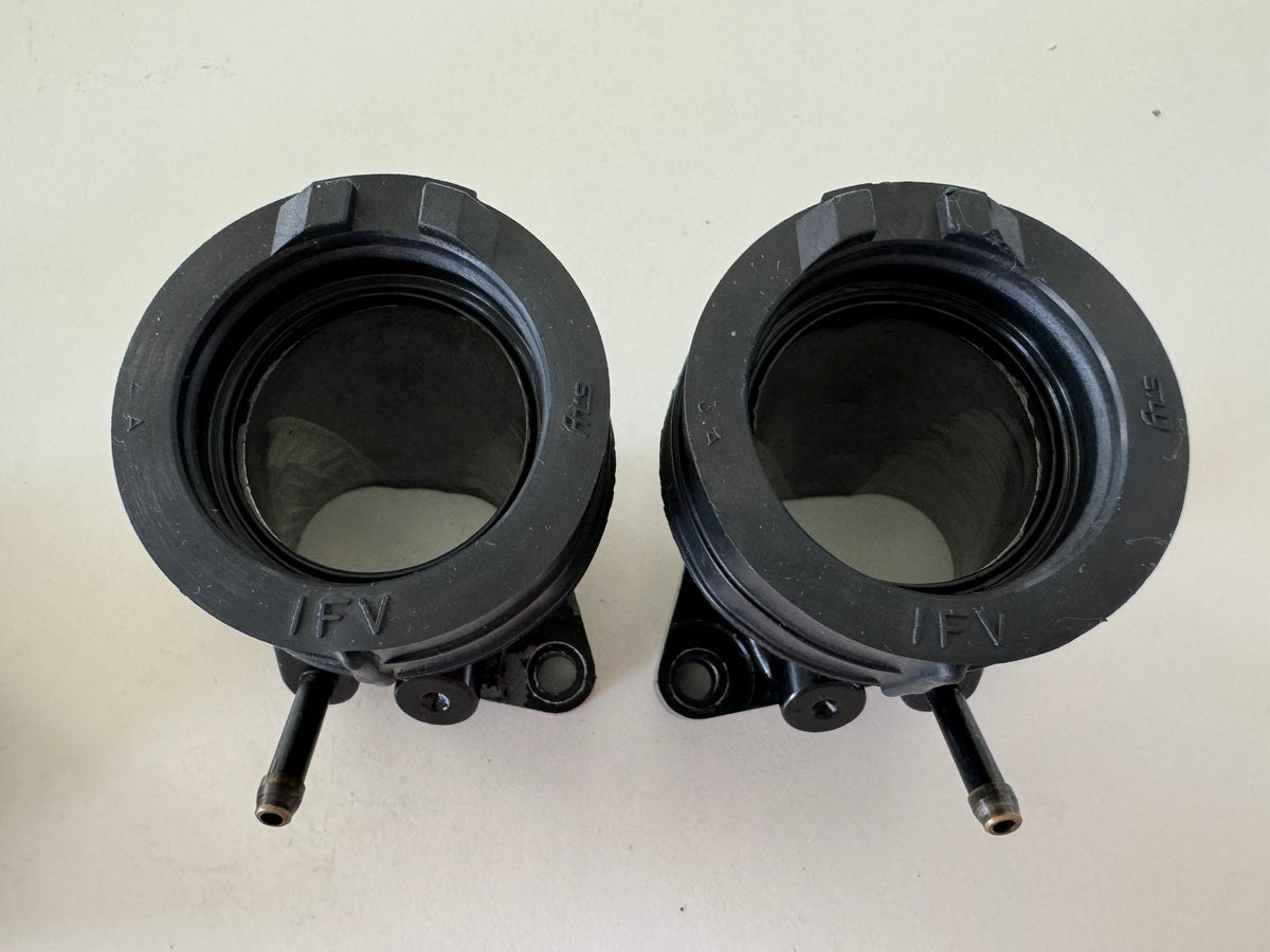 YAMAHA FZX 750 2MU (2JE) Intake Manifold Boots Trumpets Rubbers (for Engine Carburetor)
