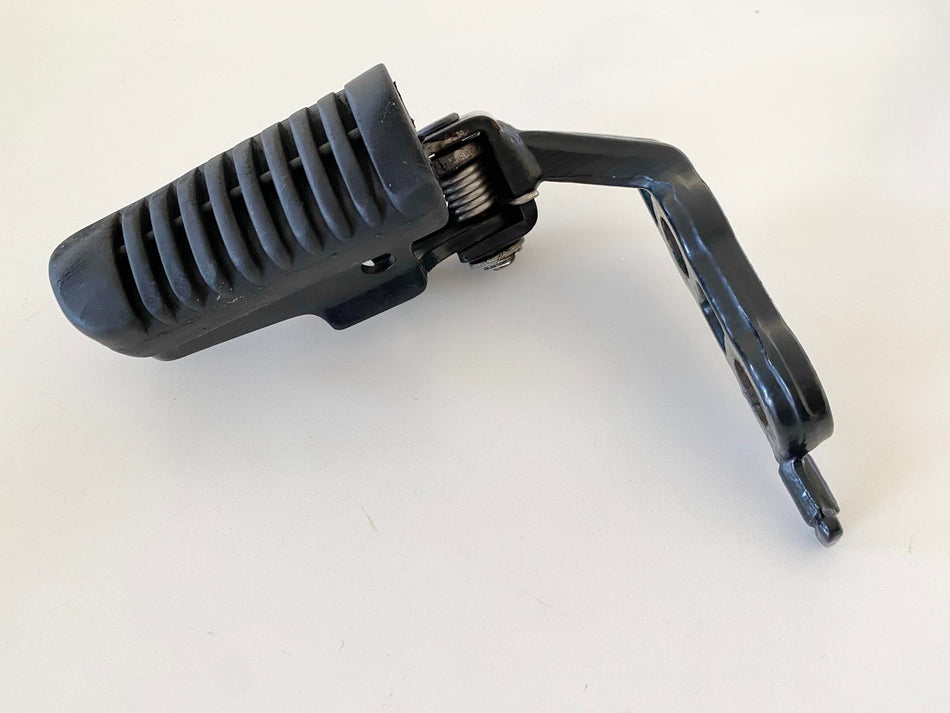 BMW F 650 169 estribera izquierda delantera para conductor, soporte, placa de sujeción