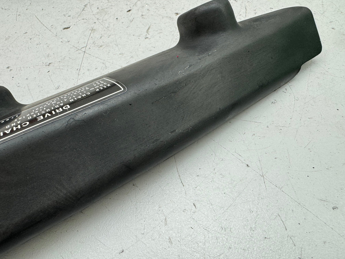 Honda CBR 900 SC28 Kettenschutz oben Abdeckung Kettenkasten Gehäuse Kette 92-95