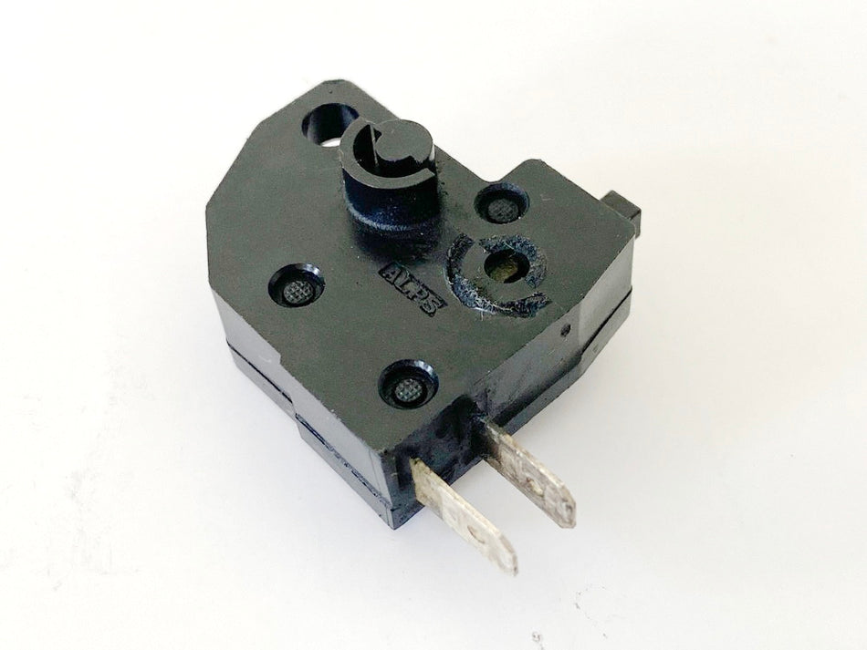 SUZUKI GSX-R 750 WVCW K8 K9 L0 GSXR 600 Interruptor de luz de freno delantero (para bomba de freno)
