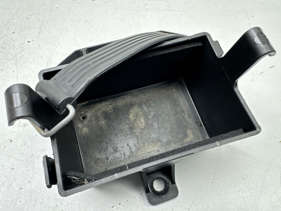 APRILIA RS 125 XA GP Replica Batteriekasten Batteriefach Halter Batterie Zugband
