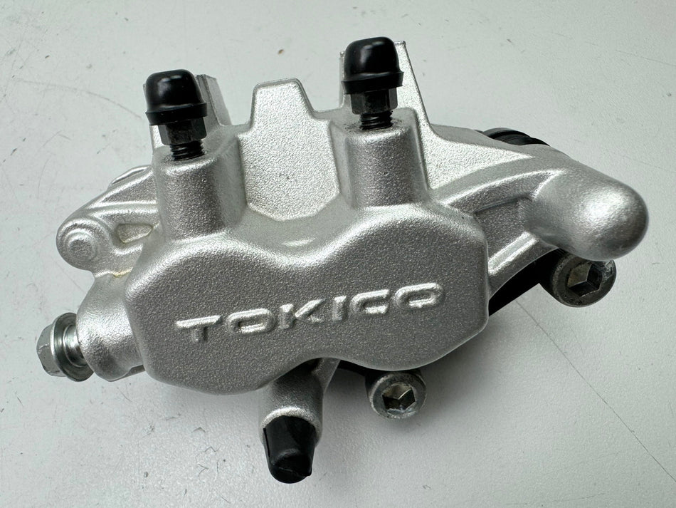 SUZUKI VLR 1800 T WVCT C 1800 R Bremssattel hinten Tokico Bremszange Bremskolben
