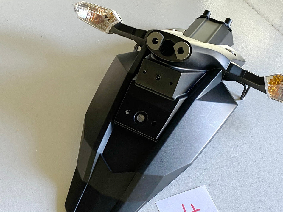 KAWASAKI Z800 Kennzeichenhalter Kennzeichenträger Halter Verstärkung Blinker