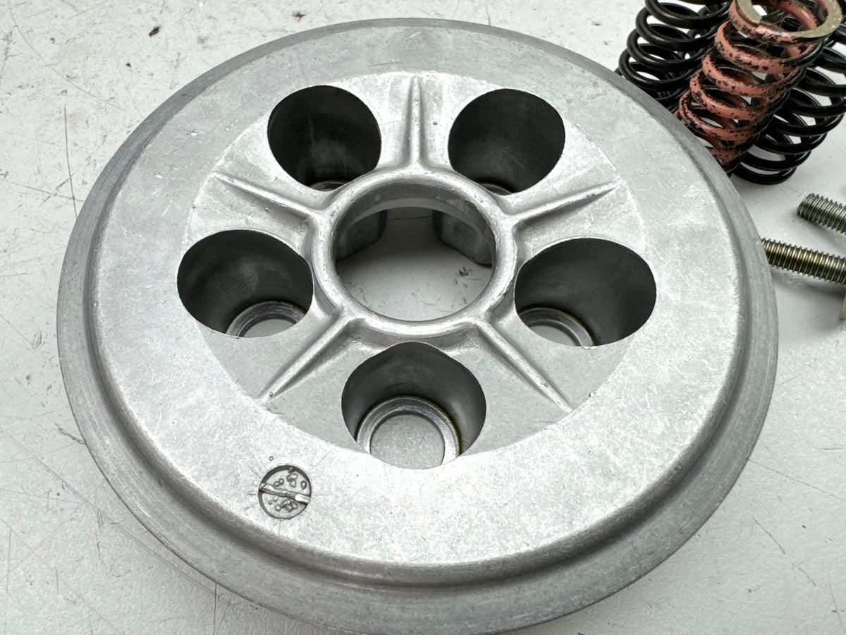 Honda CBR 900 SC28 Druckplatte Kupplung Kupplungskorb Federn für Motor 92-95