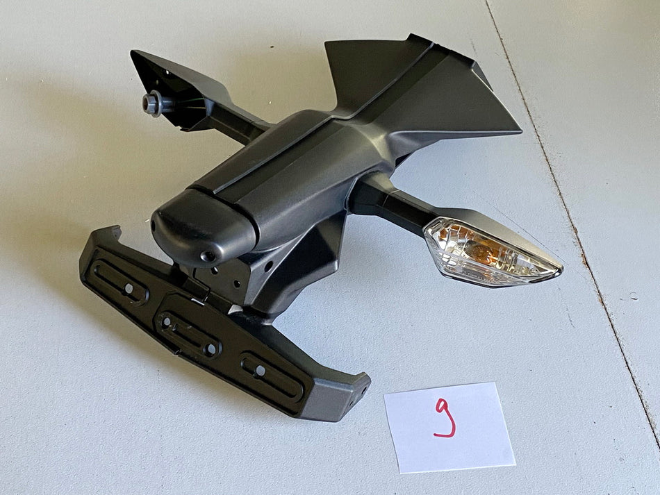KAWASAKI Z 650 Soporte de matrícula Porta matrícula