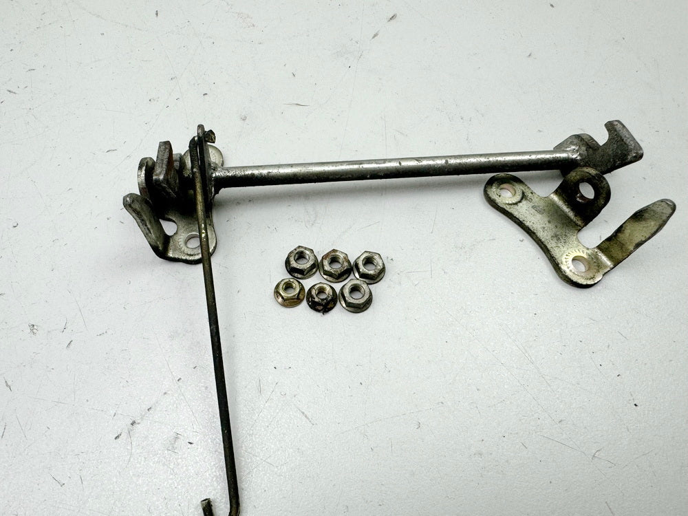 YAMAHA FZX 750 2MU (2JE) Seat Lock Latch Catch Holder