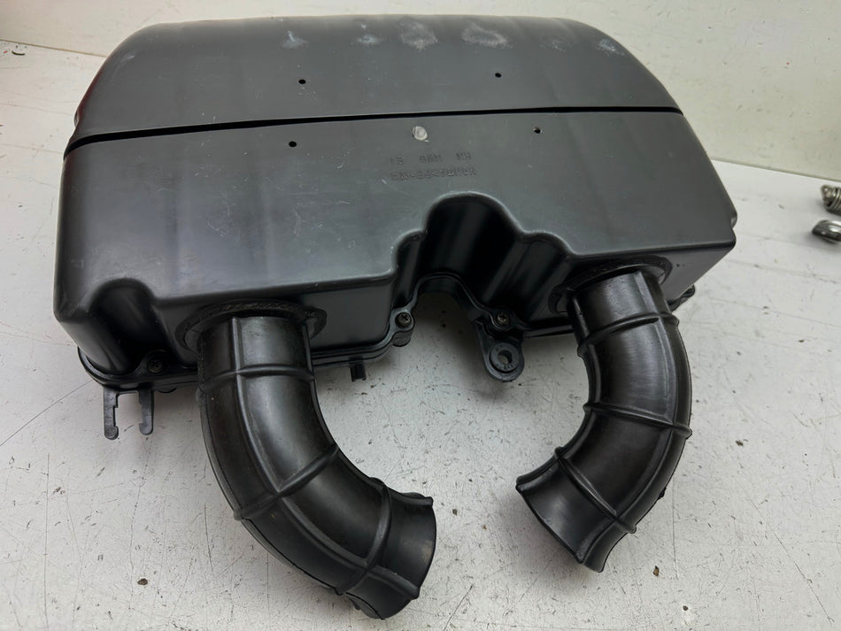 Honda CBR 900 SC28 Luftfilterkasten Airbox original Luftfiltergehäuse 92-95