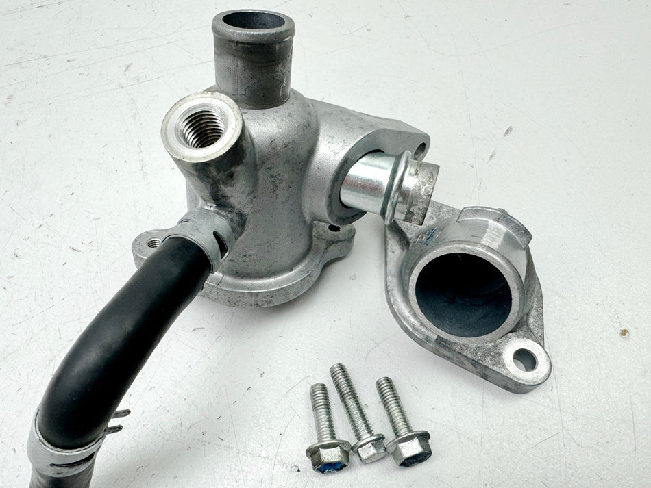 SUZUKI VLR 1800 T WVCT C 1800 R Thermostatgehäuse für Kühlkeislauf Motor Kühler