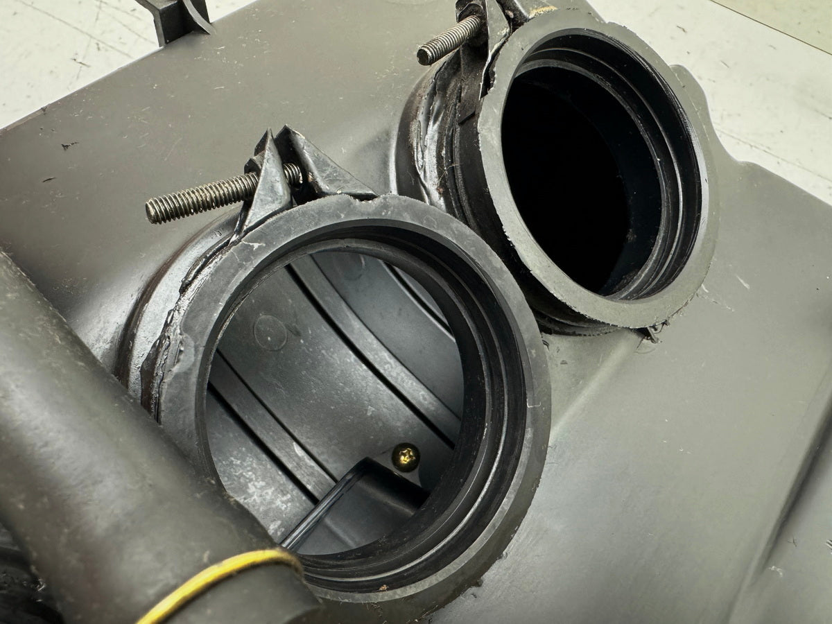 Caja de filtro de aire original Honda CBR 900 SC28 Airbox 92-95