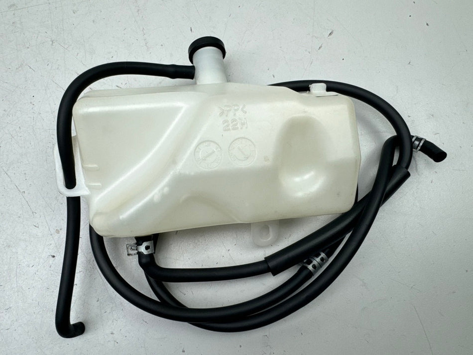 SUZUKI VLR 1800 T WVCT C 1800 R Kühlmittelbehälter Ausgleichsbehälter Kühler
