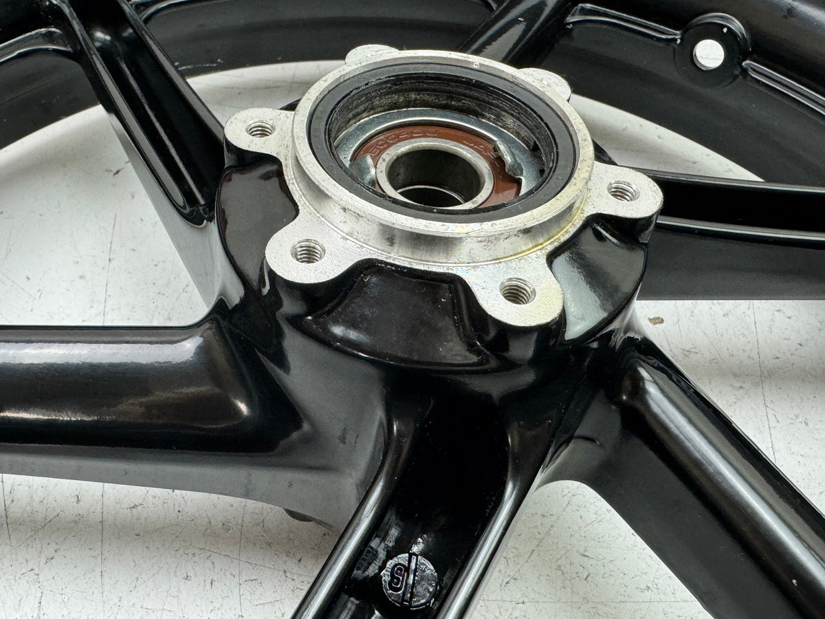 Honda CBR 900 SC28 Felge vorn Vorderrad J 16 x MT 3.50 schwarz original 92-93