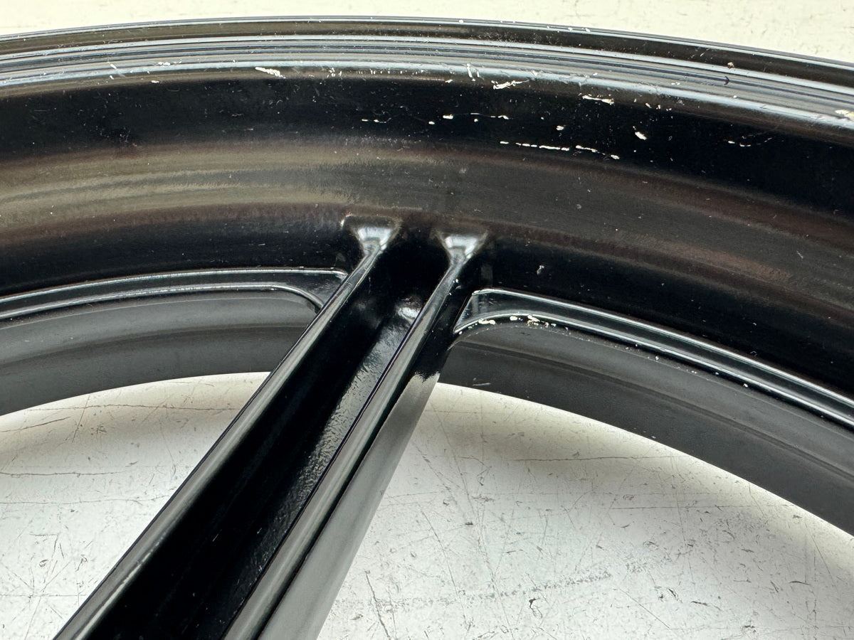 Honda CBR 900 SC28 Felge vorn Vorderrad J 16 x MT 3.50 schwarz original 92-93
