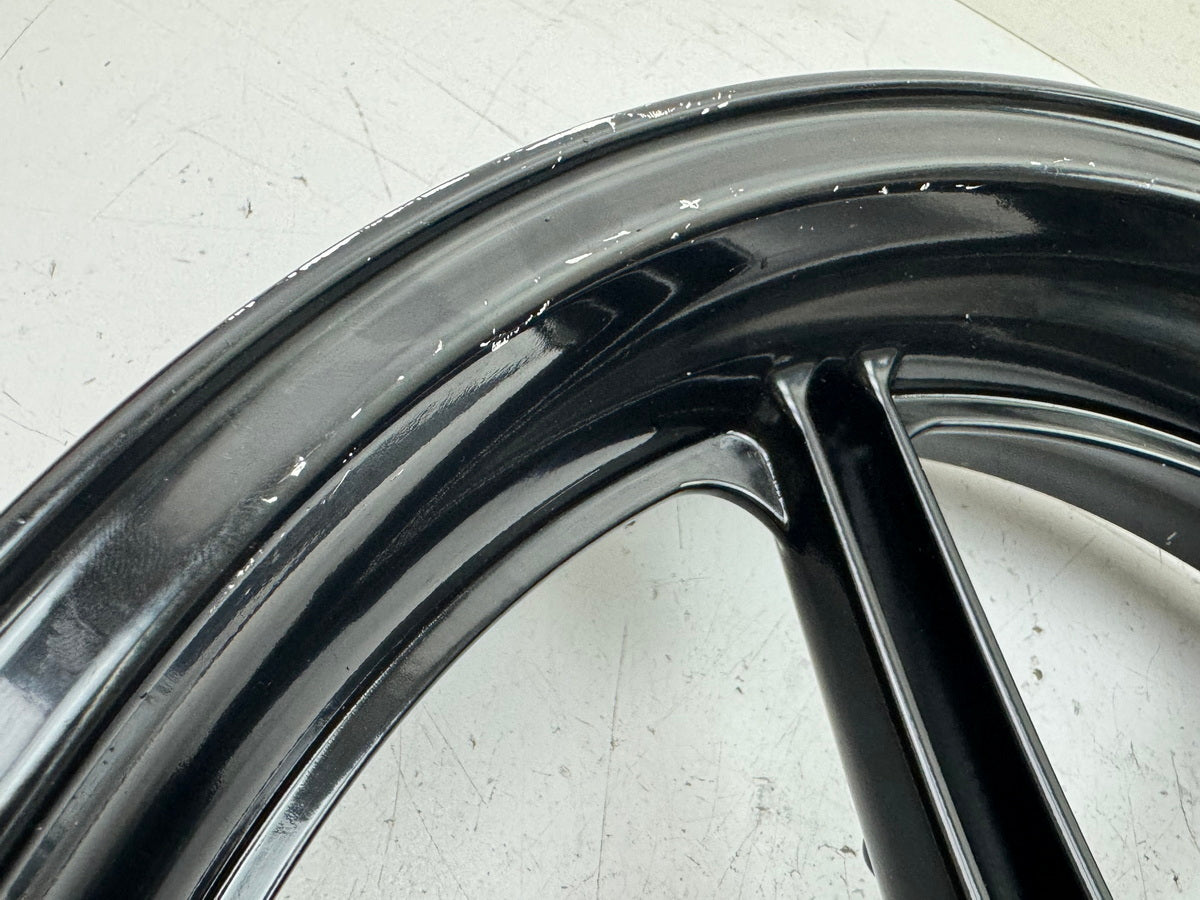 Honda CBR 900 SC28 Felge vorn Vorderrad J 16 x MT 3.50 schwarz original 92-93