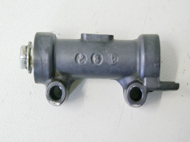 KAWASAKI VN 750 VULCAN BREMSZYLINDER VERTEILER BREMSVERTEILER