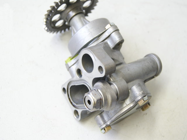 SUZUKI GSF 600 BANDIT GN77AB Ölpumpe Oil Pump (für Motor)