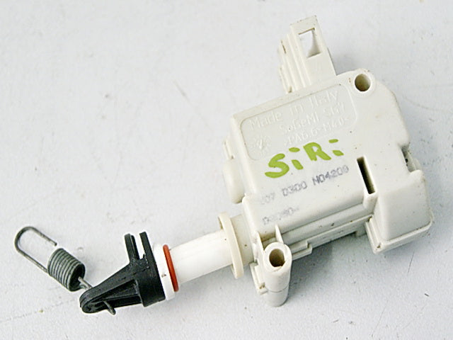 GILERA GP 800 ZAPM55 STELLMOTOR SITZBANKVERSCHLUß