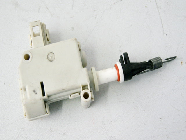 GILERA GP 800 ZAPM55 STELLMOTOR SITZBANKVERSCHLUß