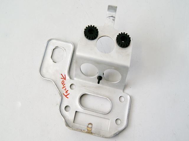 CAGIVA W12 350 2N1 SOPORTE SUJECCIÓN CUENTAKILÓMETROS TACÓMETRO CARCASA