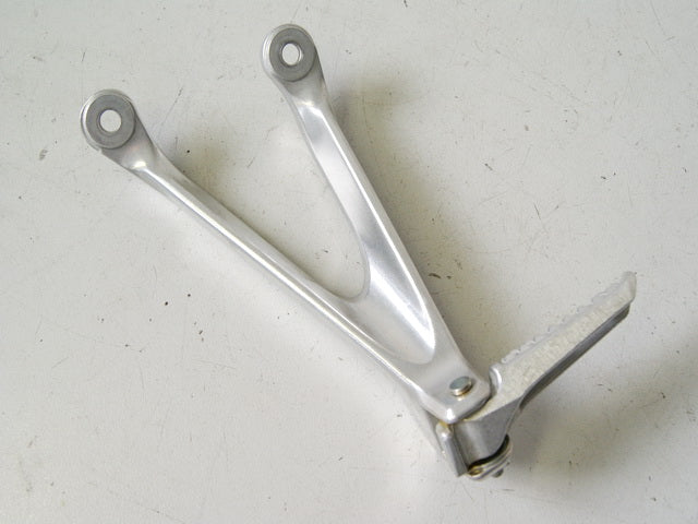 HONDA CBR 1000 RR SC59 REPOSAPIÉS PASAJERO IZQUIERDO