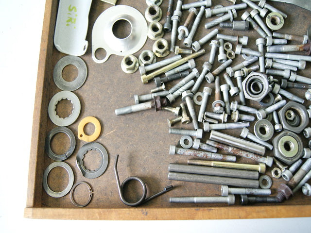 APRILIA PEGASO 650 ML SCHRAUBEN KLEINTEILE MOTOR
