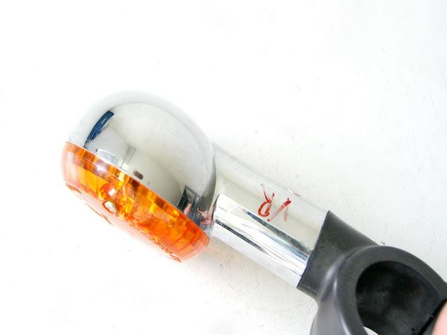 SUZUKI VL 125 WVA4 INTRUDER BLINKER VORN RECHTS TURN SIGNAL
