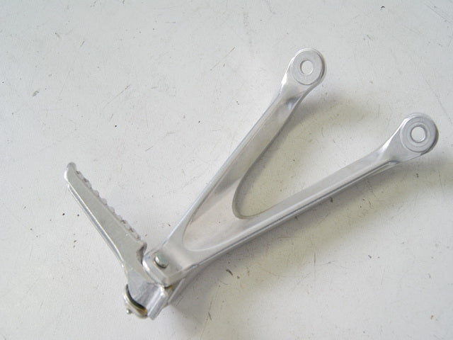 HONDA CBR 1000 RR SC59 REPOSAPIÉS PASAJERO DERECHO